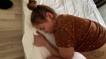 Meniduri Adik Tiri Dan Menumpahkan Sperma Di Dalam Rahimnya