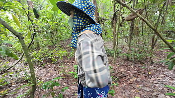 Warga Desa Thailand Bercinta Di Hutan Publik Dengan Rekaman 4k Yang Menggoda