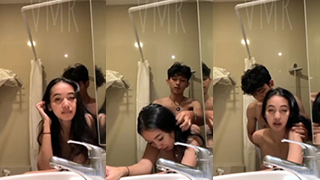 Gadis S Digoyang Di Kamar Mandi