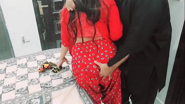 Pembantu India Asli Digoyang Dengan Suara Hindi Yang Menggoda