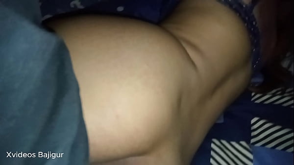 Kuli Bangunan Ganteng Pamer Kontol Gede, Baju Kerja Masih Kotor Langsung Ajak Ngentot Panas
