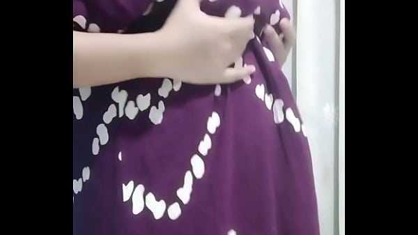 Guru Berhijab Pamer Celah Memeknya