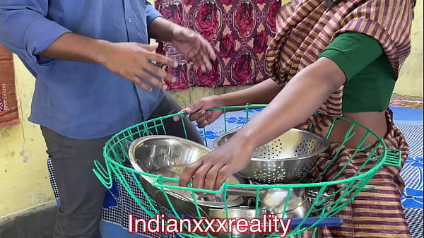Gairah Terlarang Keluarga Tiri India Suara Hindi Menggoda