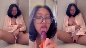 Nindi Si Toge Berkacamata Yang Bikin Heboh Di Video Viral 05