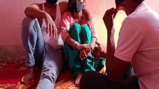Suami Gila Rayu Istri Bersama Orang Asing Dalam Video Mesum Desa