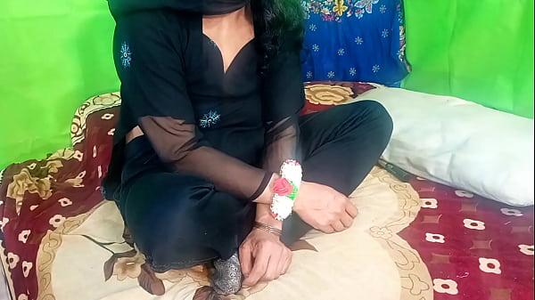 Bhabhi Muslim Seksi Berdaster Dihardcore Anal Kasar Sama Kontol Dever India, Ngentot Doggystyle Anus
