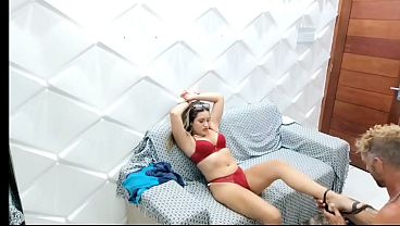 Ibu Mertuaku Yang Masih Muda Sendirian Di Rumah Dan Haus, Aku Datang Dan Dia Cepat Bikin Aku Setubuhi Memek Ketatnya Sampai Aku Crot Di Dalam. Vagninho E Vivi Capetinha
