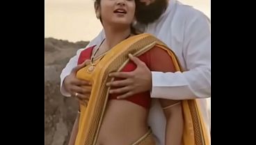 Desi Bhabhi Saree Ka Dada Chusne Ka Romance
