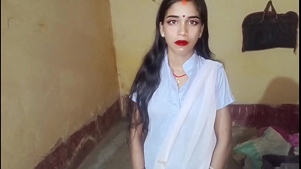 Pacar India Perawan Pertama Kali Bercinta Di Luar Ruangan, Video Panas Berbahasa Hindi