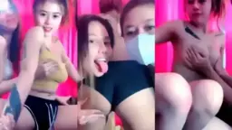 Tiga Cewek Liar Jilat-jilatan Memek Sambil Main Lesbi