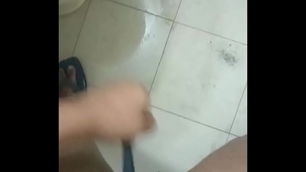 Kamar Mandi, Jari-jari Nakal Main Di Dalam, Cewek Desi Siap Digoyang.