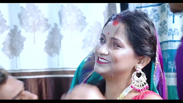 Ngentot Asik – Bhabhi India Pake Sari, Disetubuhi Suami Lembut Tapi Panas, Suara Hindi Bikin Meringis