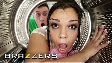 Brazzers – Macem-macem Adegan Nyangkut Bikin Ngewe Sampai Tembem Bareng Bintang-bintang Terpanas Brazzers