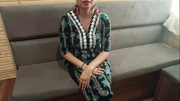 Jija Ji Digoda Tubuh Seksi Saali, Ngentot Memek Dan Lubang Pantatnya Pake Suara Hindi