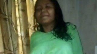 Ngentot Sama Temen Istri, Gaya Tamil Panas