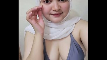 Awal Mula Goyang Twerk Pake Hijab, Bikin Makin Panas Dan Bikin Ngiler.