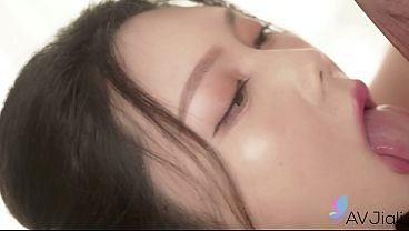 Cewek China Seksi Ban Ban Digebukin Sampe Mampus.
