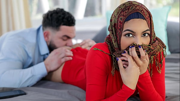 Stepbro Bakal Ngajarin Hijab Stepsisnya Hal-hal Nakal Sebelum Nikah – Hijablust