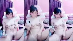 Cantik Imut, Jari Mungilnya Main Di Tubuh, Badan Bikin Ngiler Pengen Digoyang.