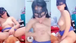 Nana Goyang Bugil Live, Bikin Meleleh Lihatnya.