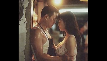 80年代中国妞在菜市场骚撩,勾得人腿软