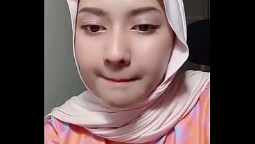 Jilbab Live, Goyang Hot Bikin Makin Pengen Ngintip